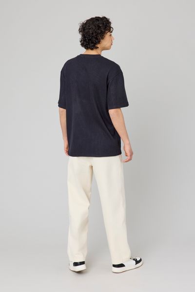 T-shirt reliéfé