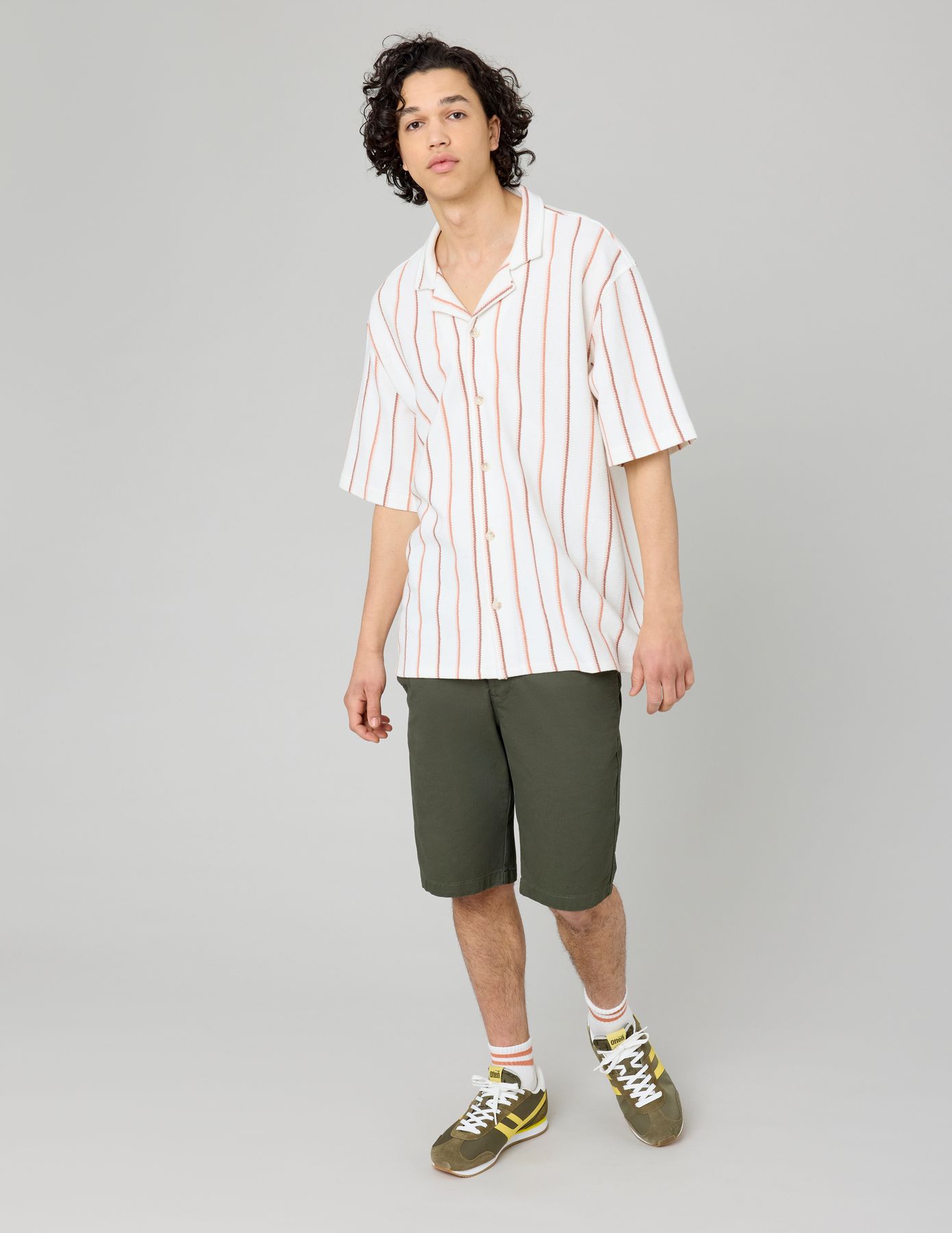 Bermuda chino