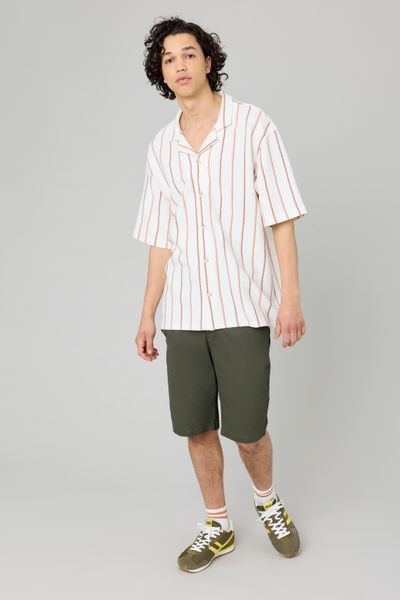 Bermuda chino