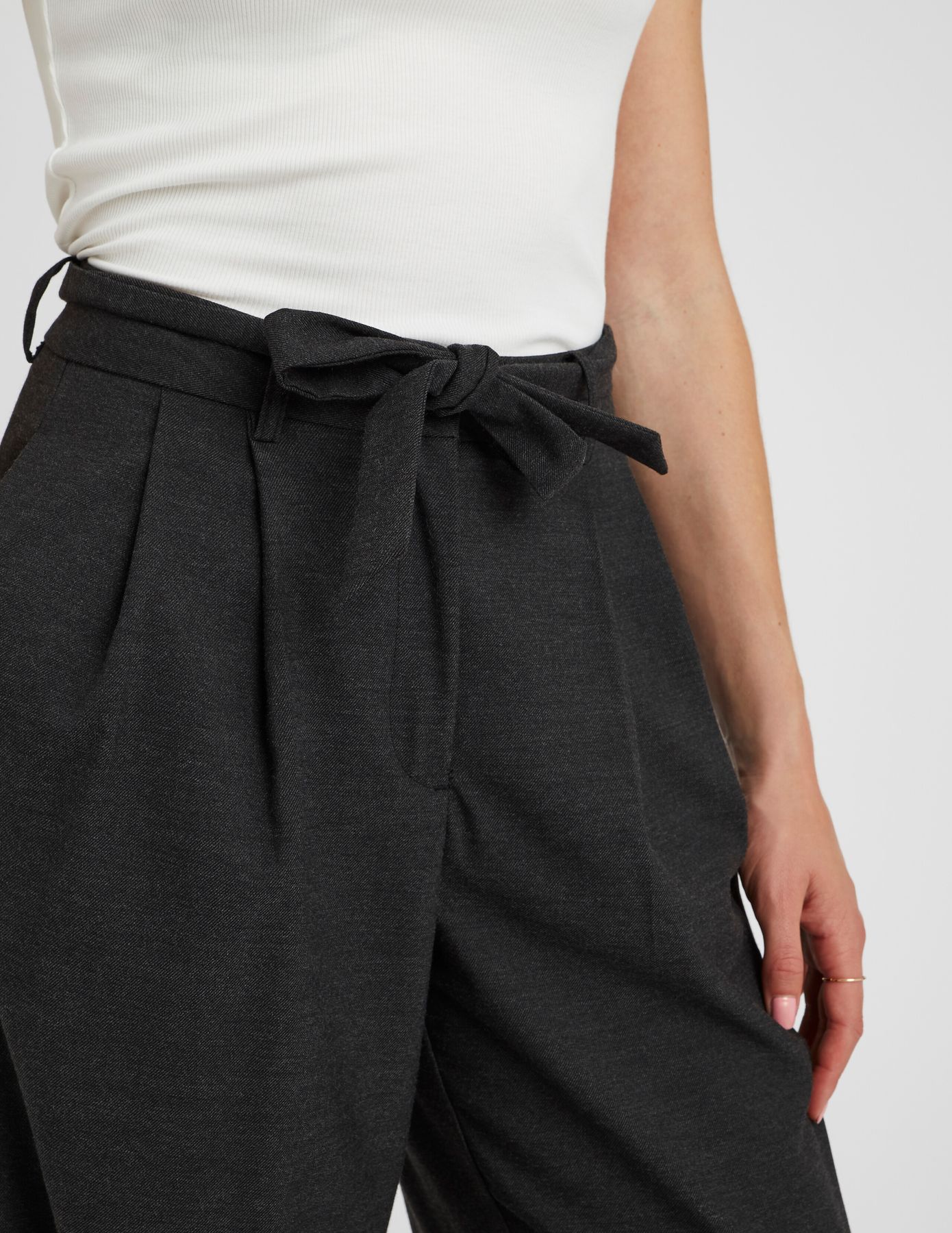 Pantalon tailleur à pinces polyester recyclé