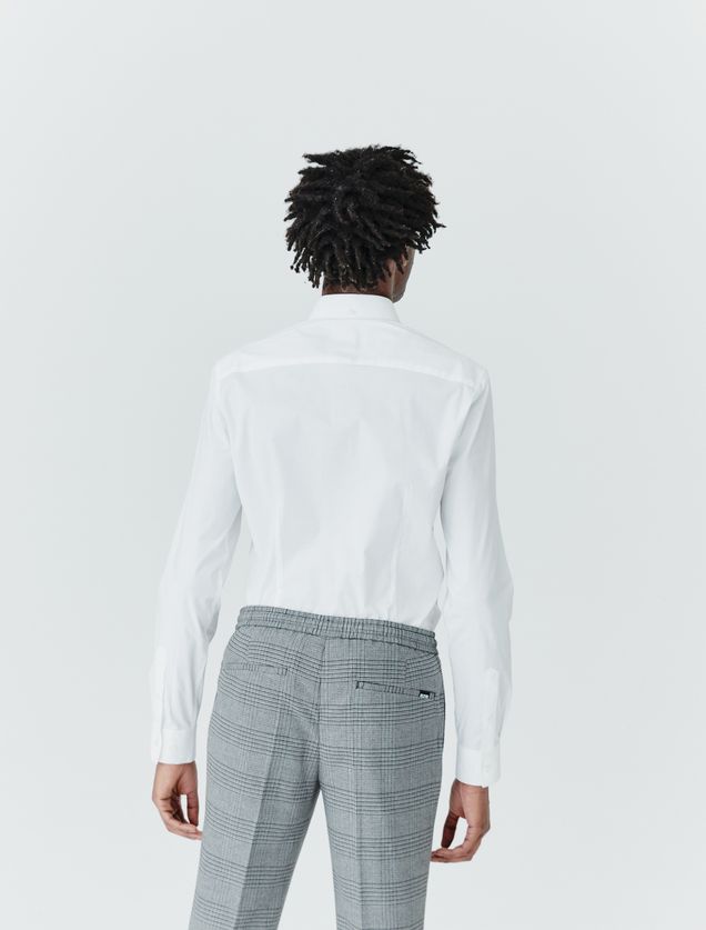 Chemise unie ajustée