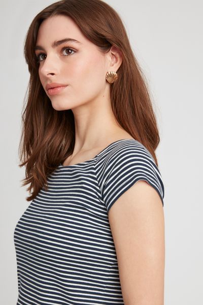 T-shirt col bardot