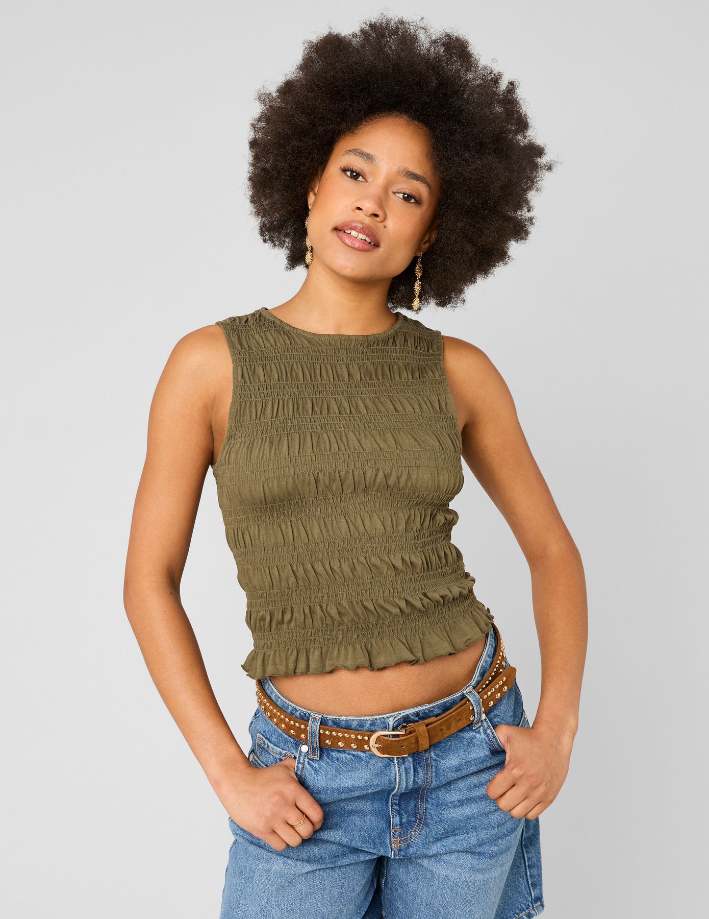 Top sans manches smock&eacute;