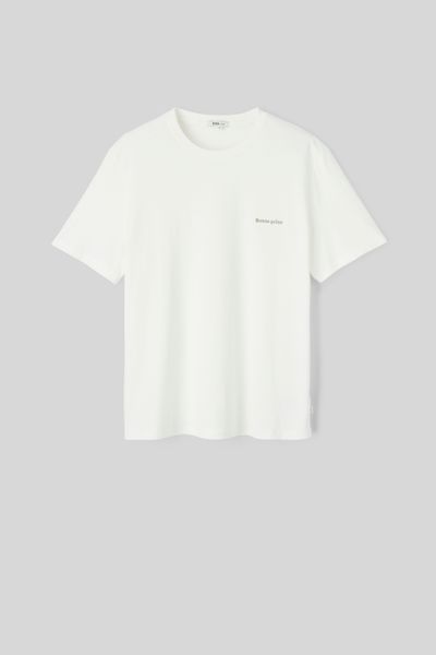 T-shirt brod&eacute; bonne prise