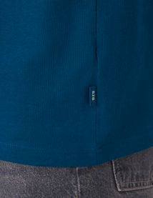 T-shirt broderie poitrine