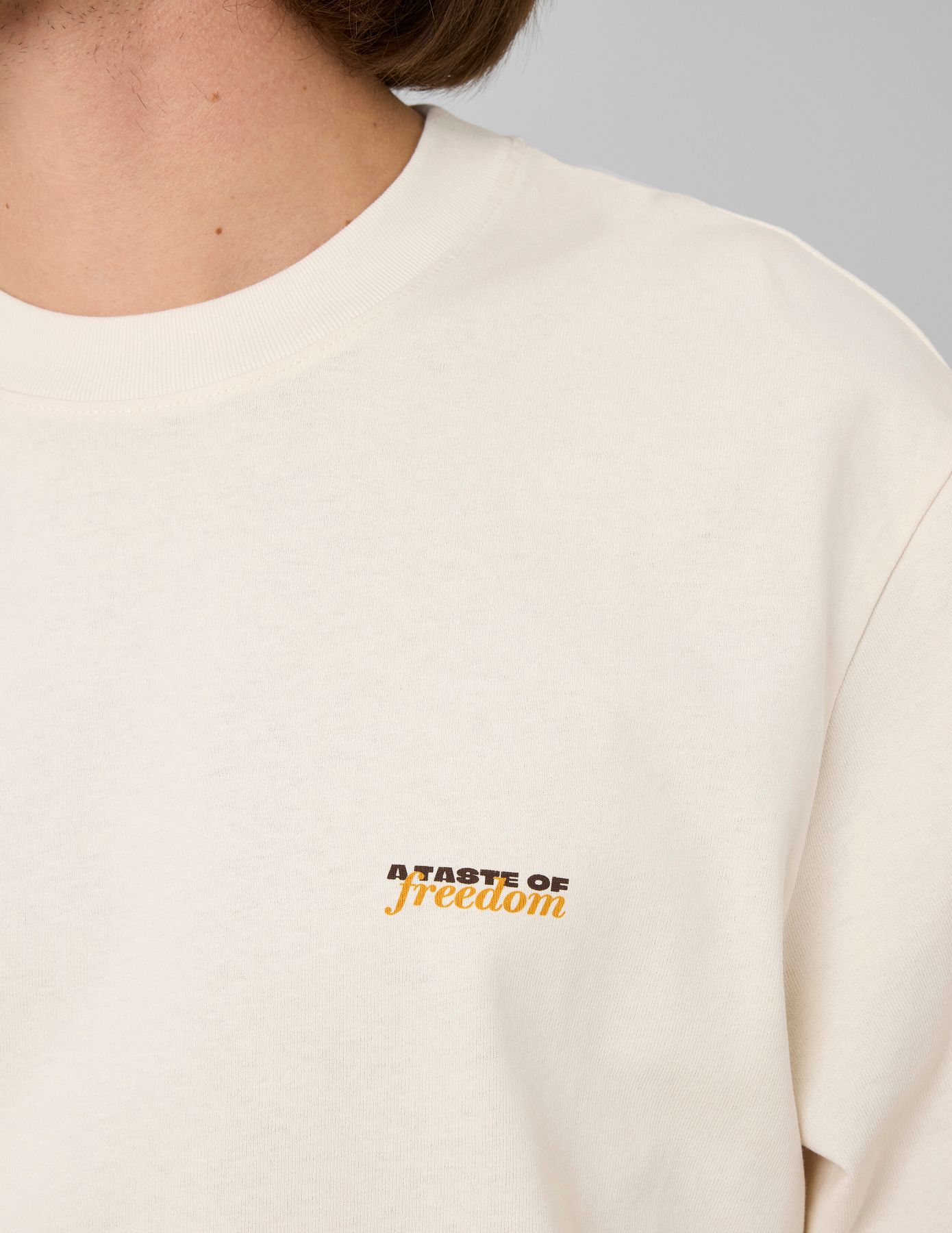 T-shirt imprim&eacute; devant / dos