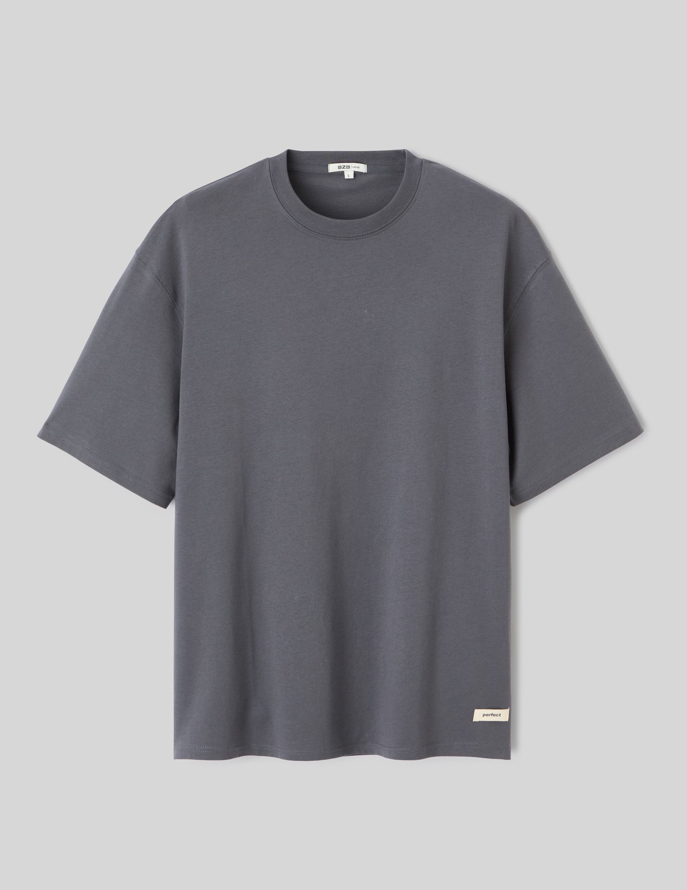 T-shirt avec &eacute;tiquette message