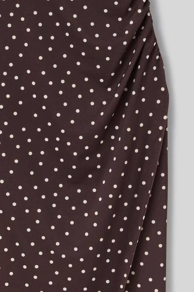 Robe longue col b&eacute;nitier