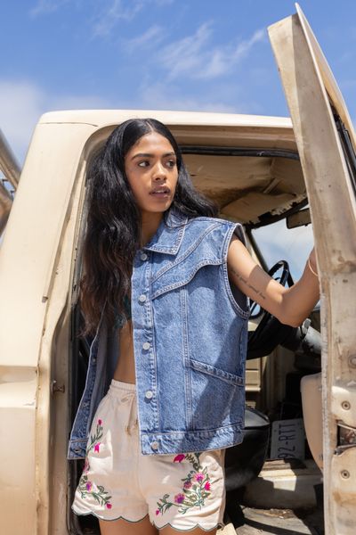 Veste denim sans manche