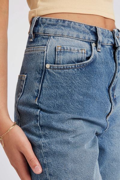 Jean straight taille haute
