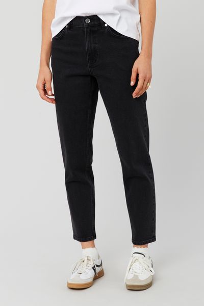 Jean mom fit