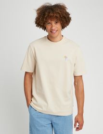 T-shirt broderie poitrine