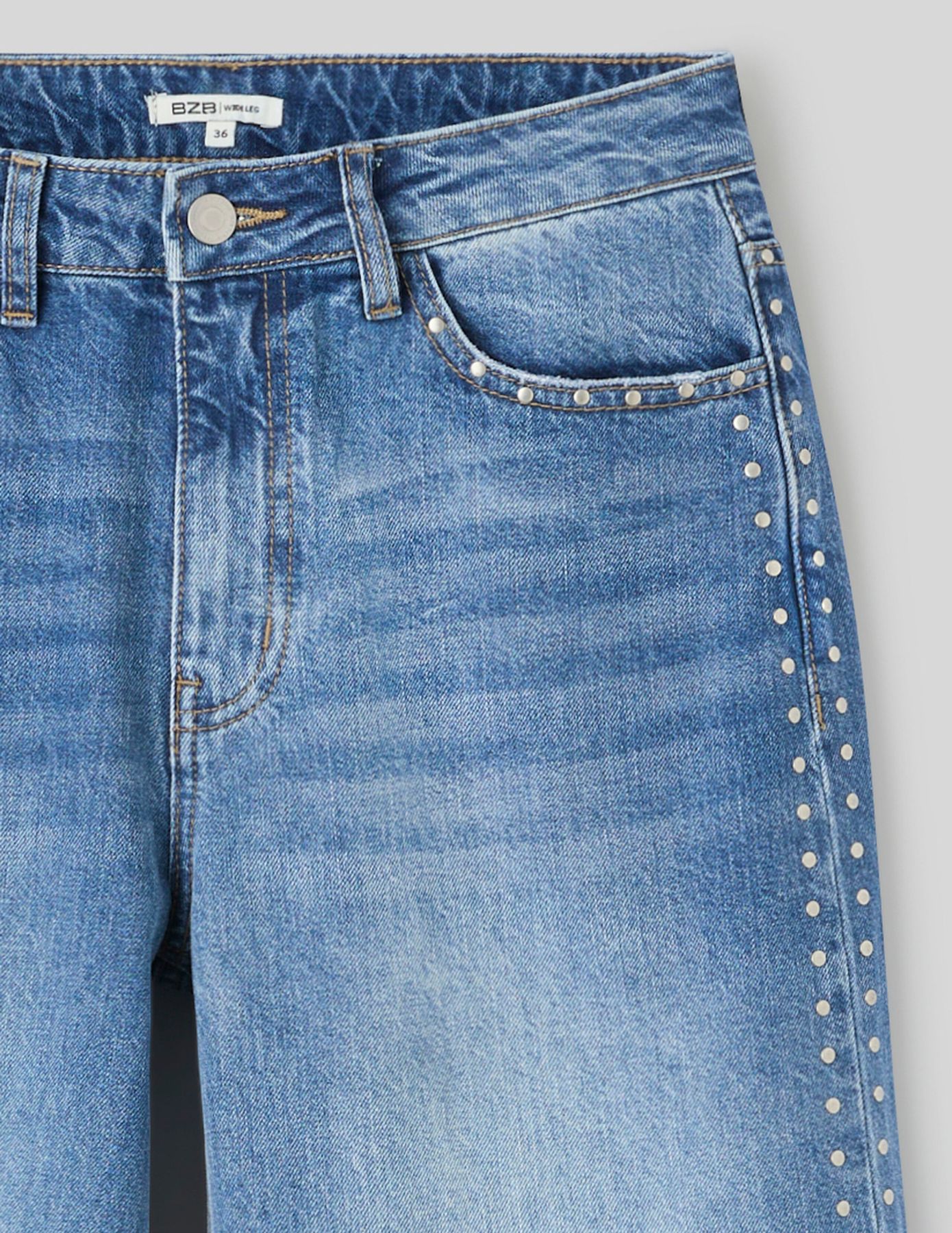 Jean wide leg avec studs