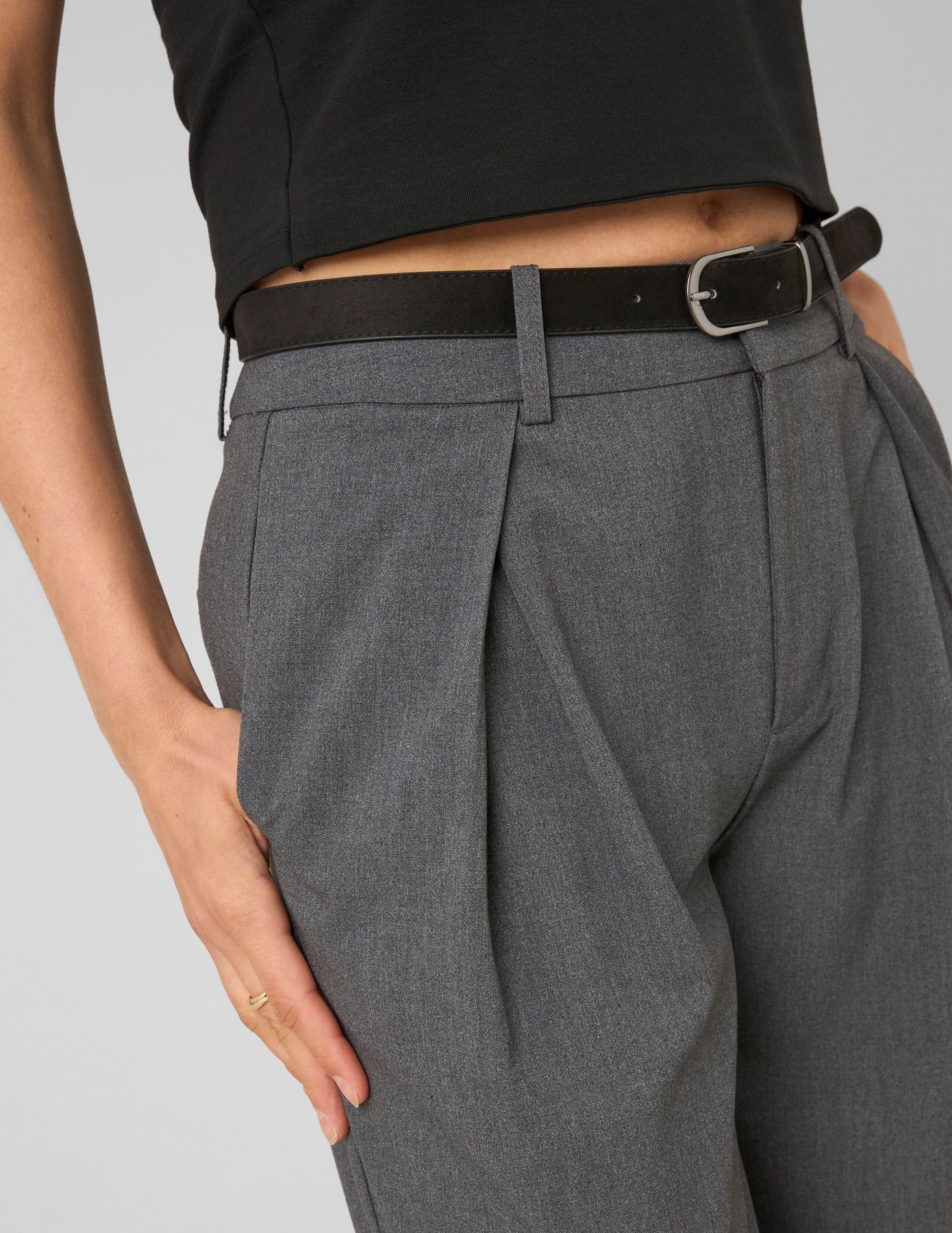 Pantalon large &agrave; pinces