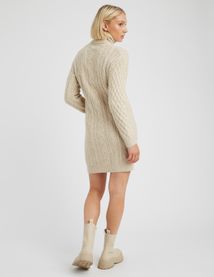 Robe courte pull roulé