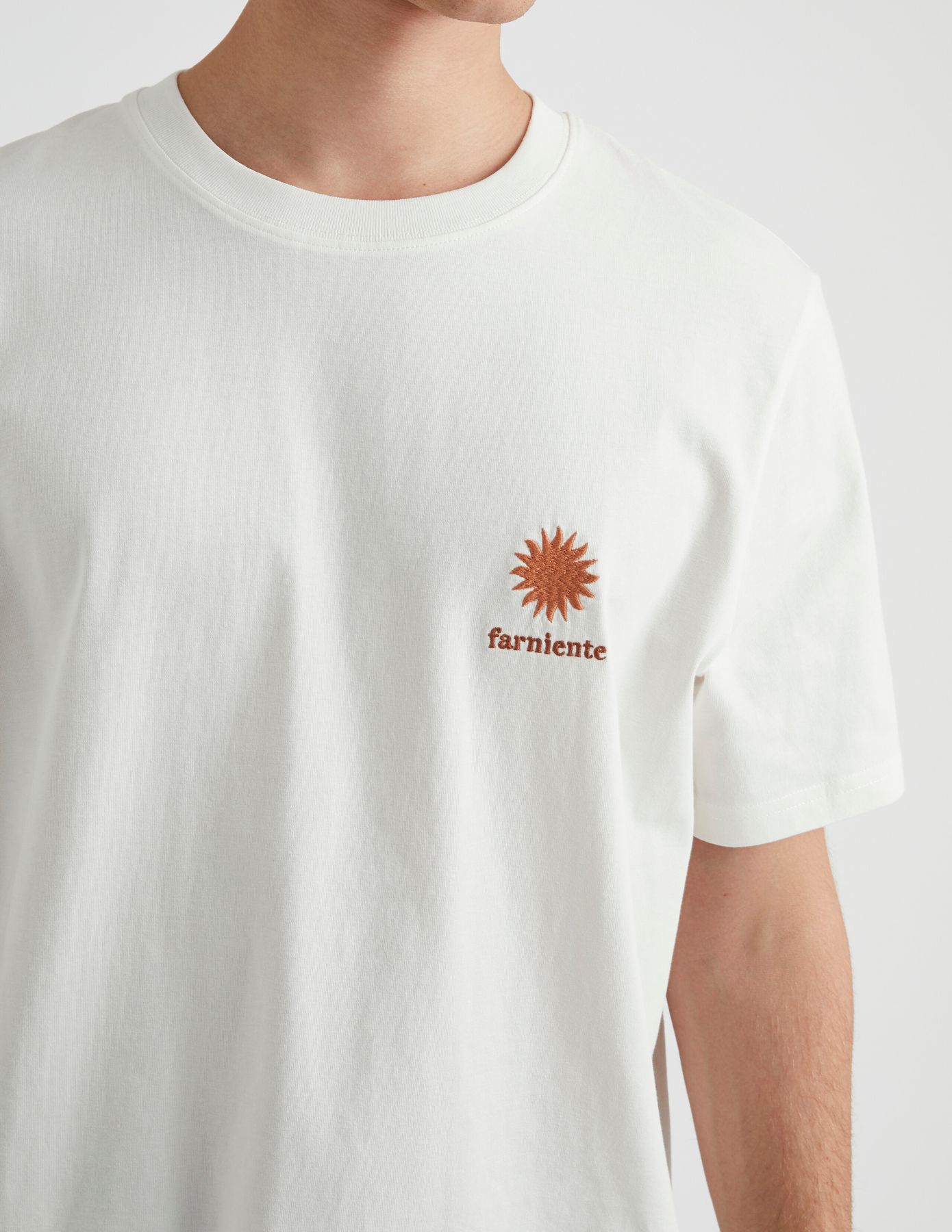 T-shirt brodé