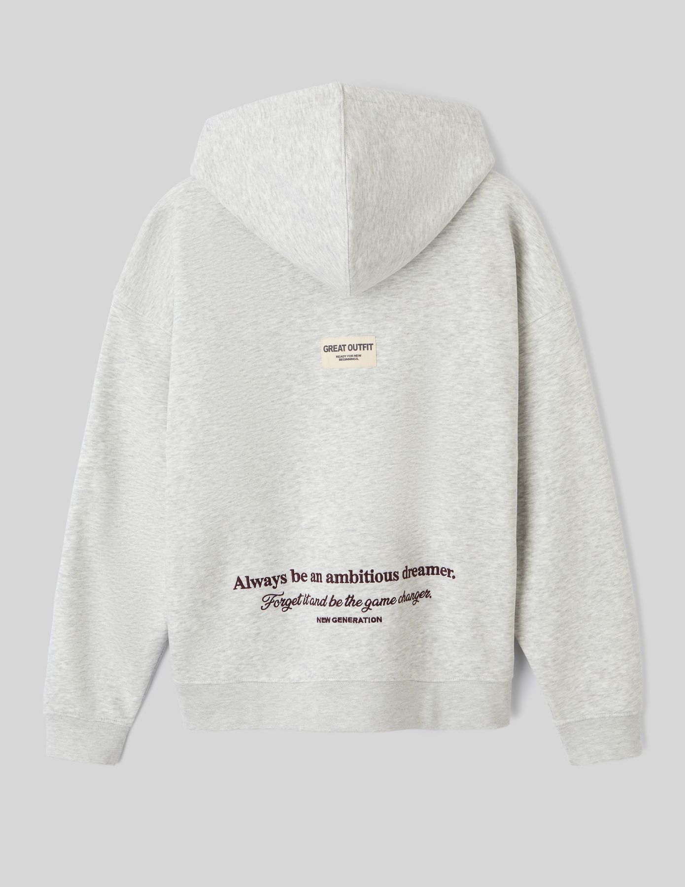 Sweat capuche broderie devant/dos