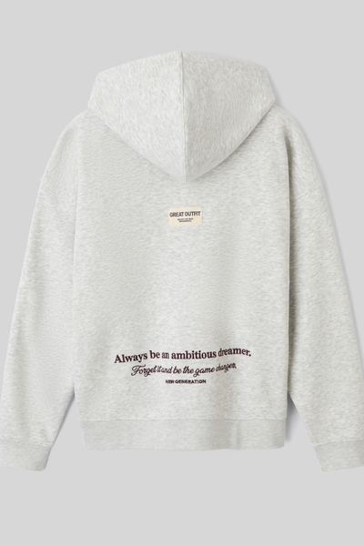 Sweat capuche broderie devant/dos