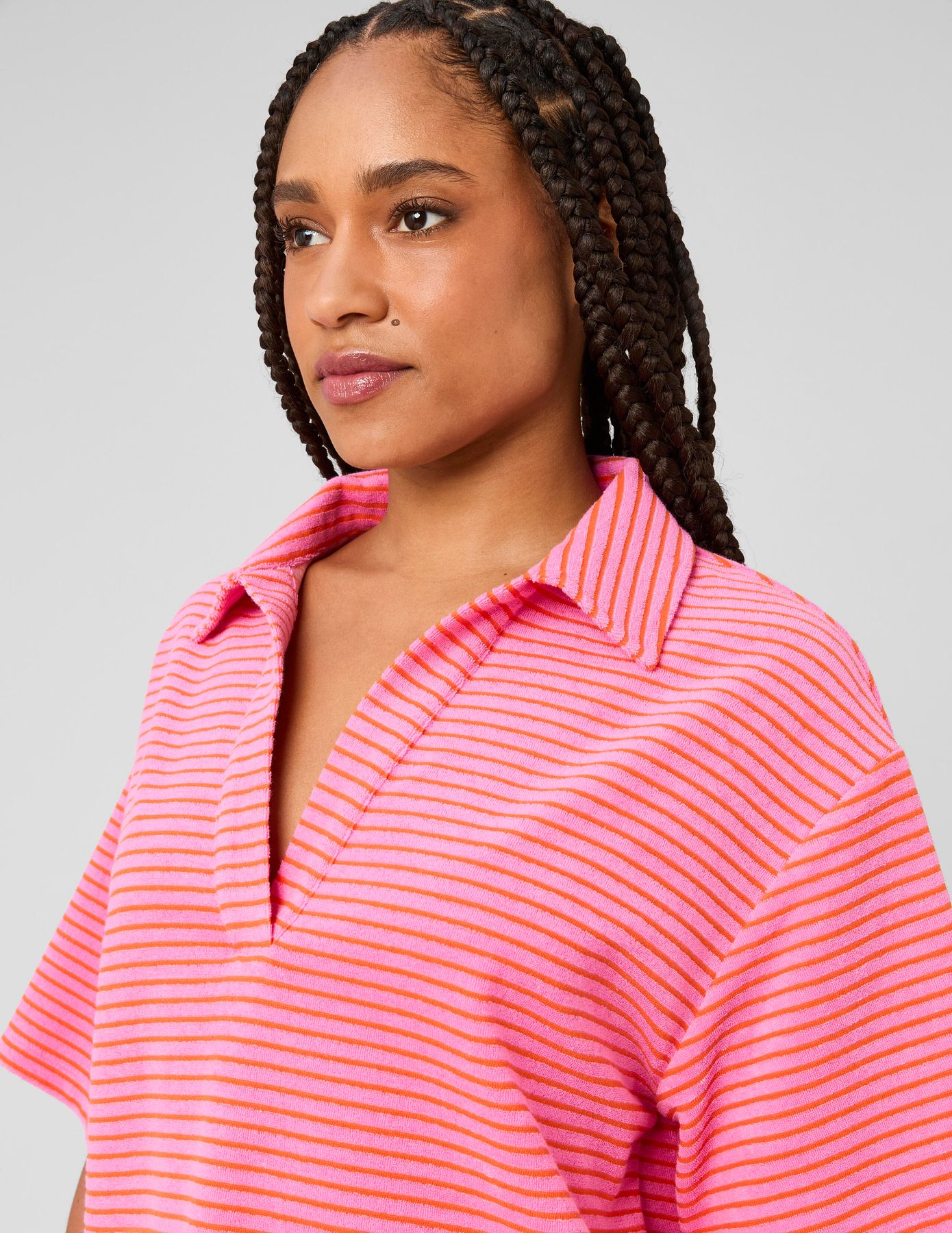 Polo ray&eacute; en &eacute;ponge