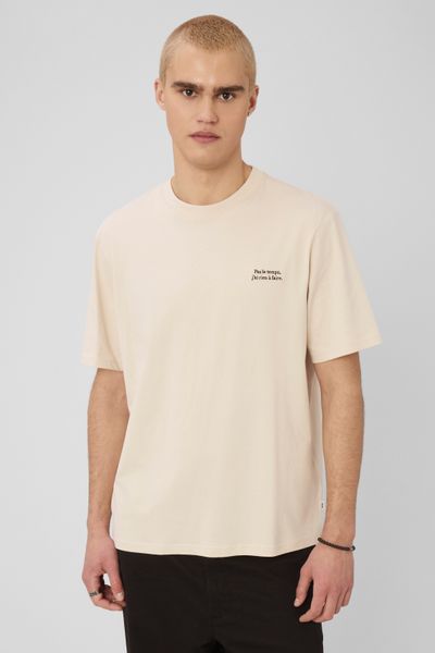 T-shirt broderie poitrine