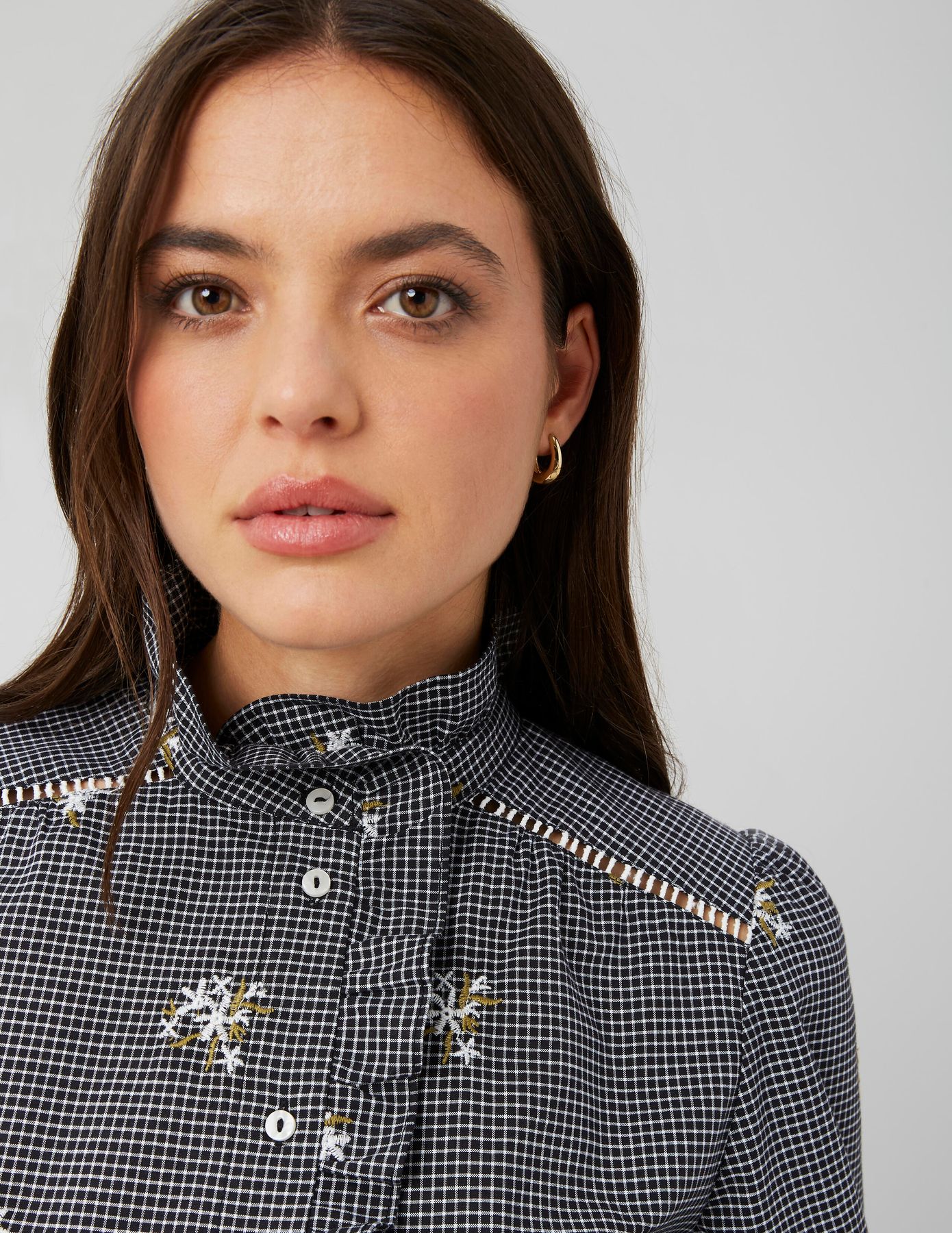 Chemise &agrave; carreaux brod&eacute;e