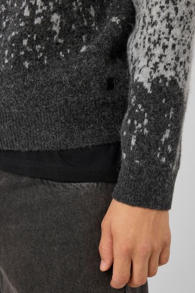 Pull jacquard