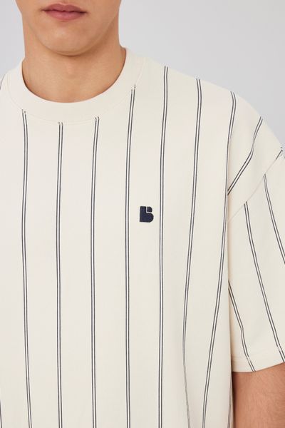 T-shirt broderie poitrine rayé