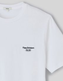 T-shirt message