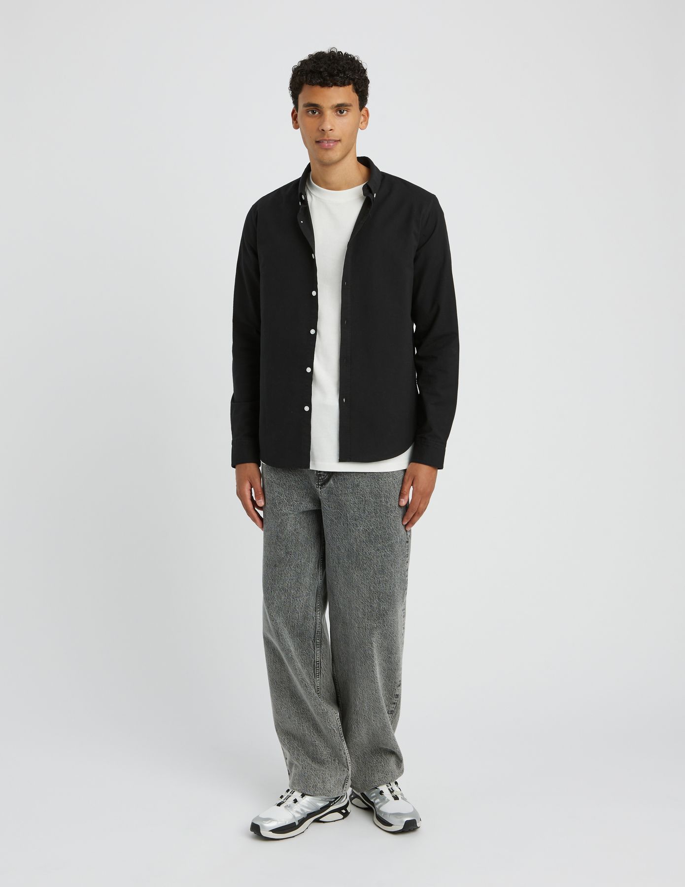 Chemise unie ajustée