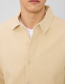 Surchemise reli&eacute;f&eacute;e