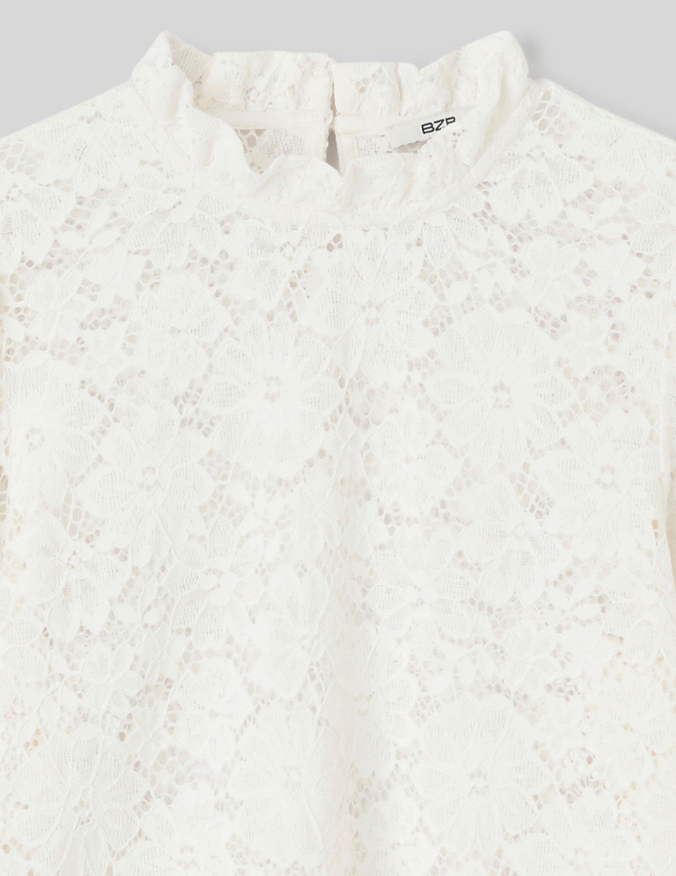 Blouse en dentelle