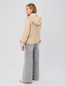 Trench court &agrave; capuche