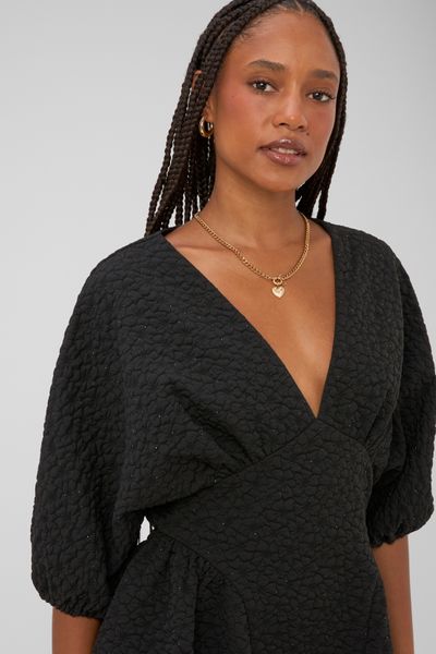 Robe courte textur&eacute;e
