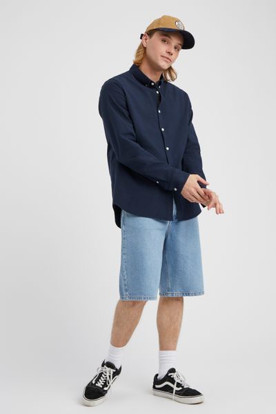 Chemise unie ajustée