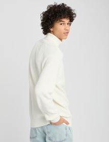 Pull col roulé