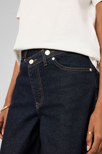 Jean wide leg ceinture asym&eacute;trique