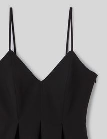 Robe courte &agrave; fines bretelles