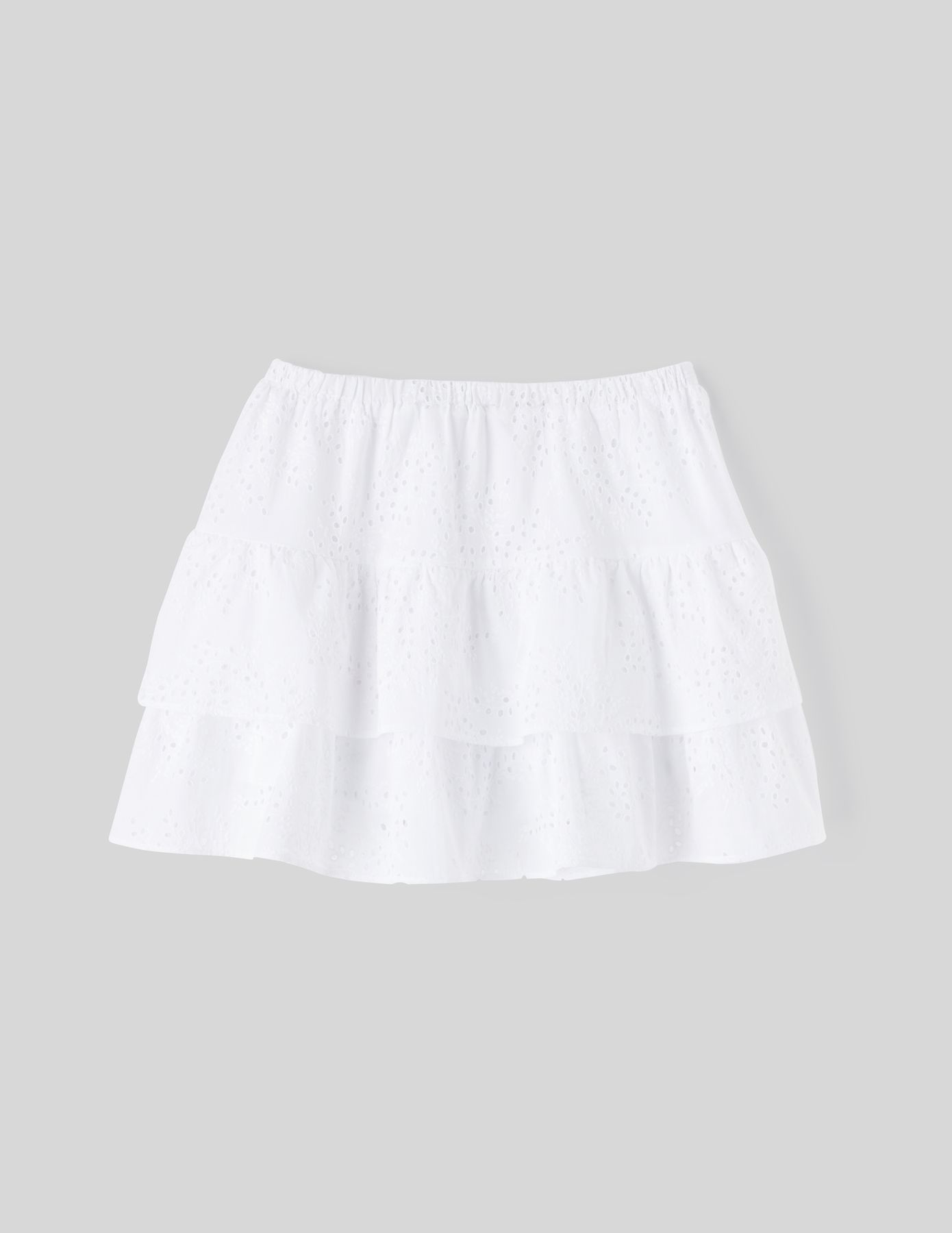 Jupe courte en broderie anglaise