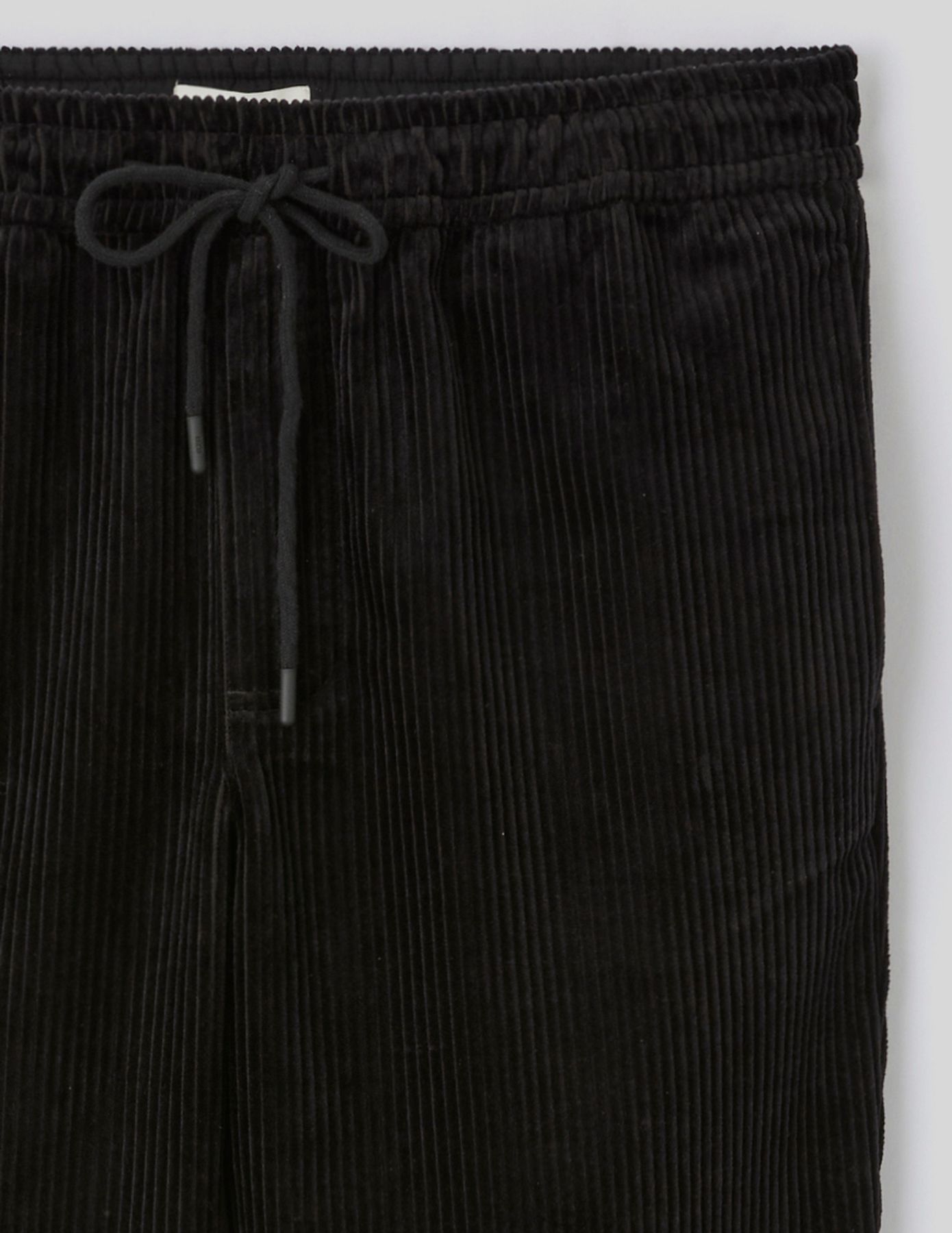 Pantalon velours c&ocirc;tel&eacute;