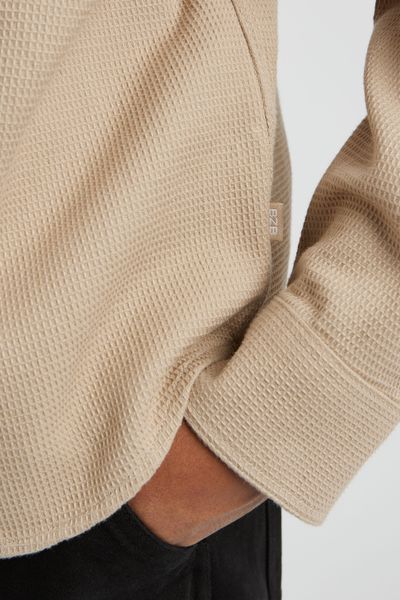 Surchemise unie gaufr&eacute;e