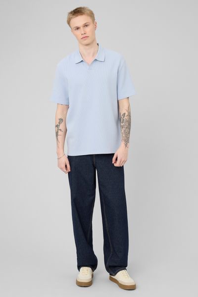 Polo mati&egrave;re gaufr&eacute;e