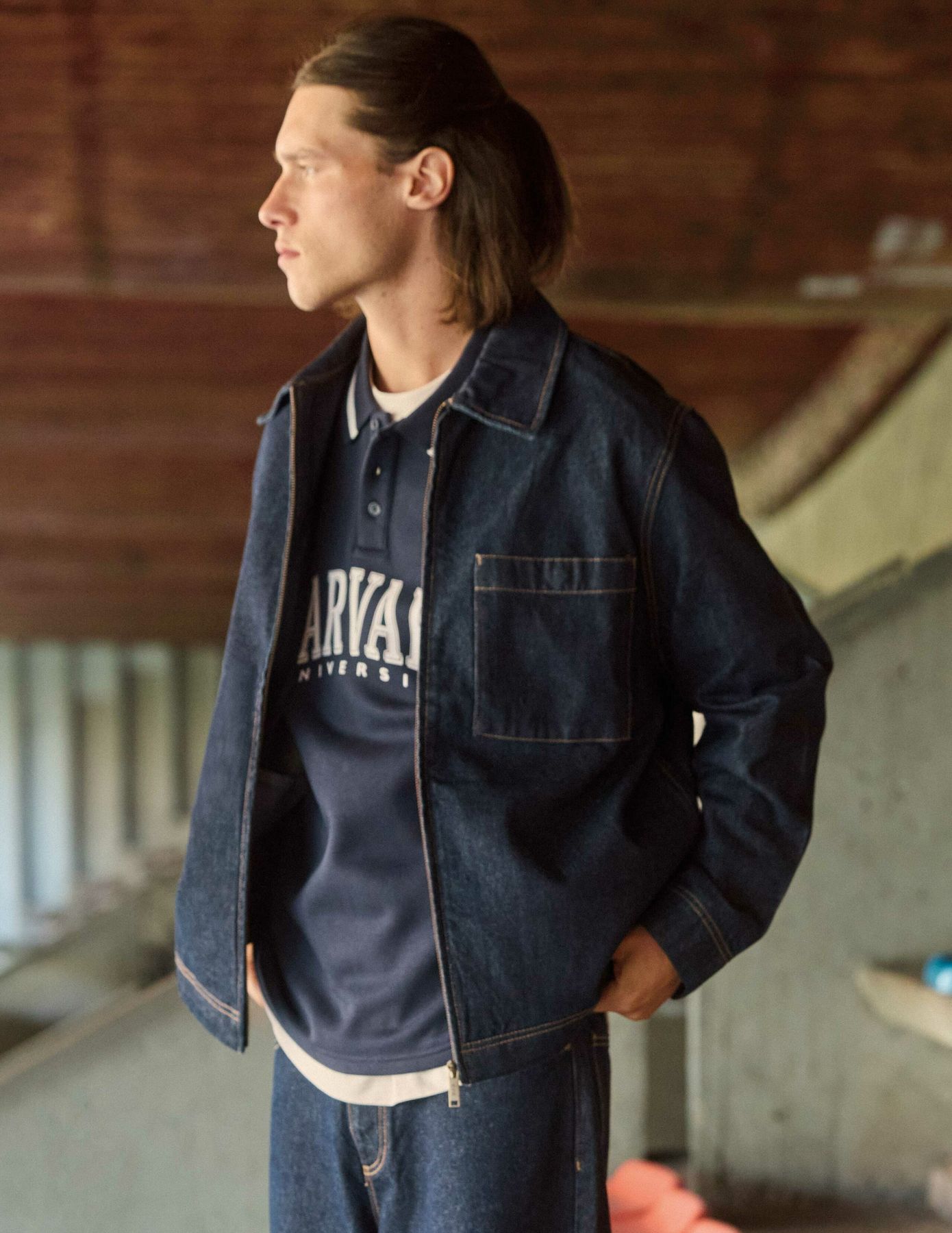 Veste en denim zipp&eacute;e