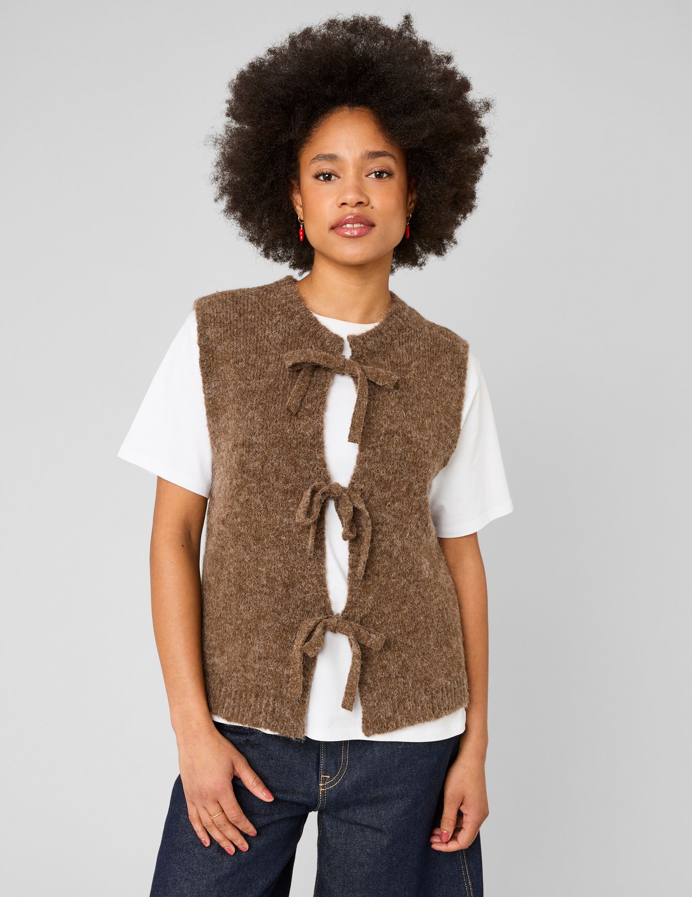 Gilet sans manches &agrave; n&oelig;uds