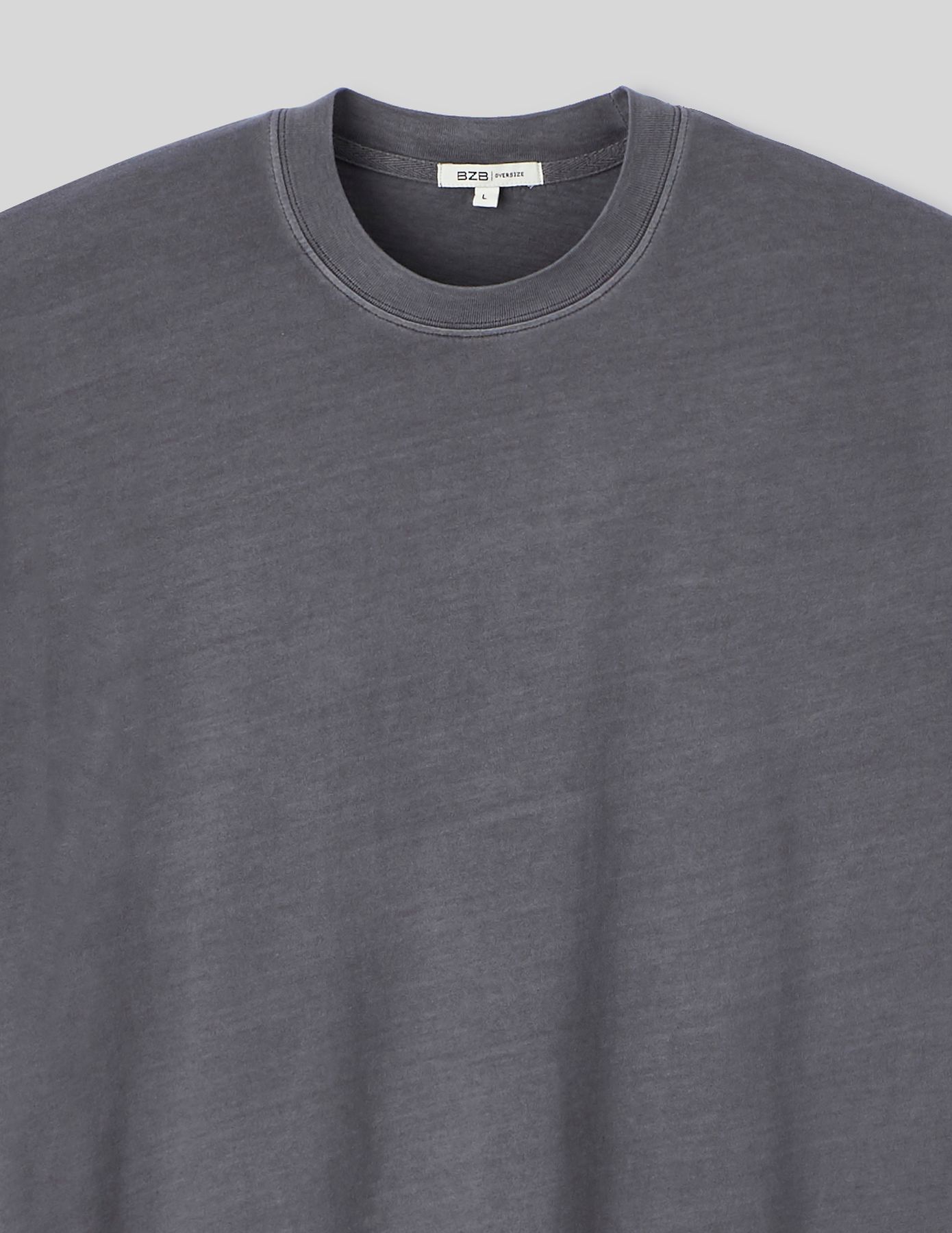 T-shirt oversize d&eacute;lav&eacute;