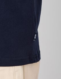 T-shirt broderie poitrine