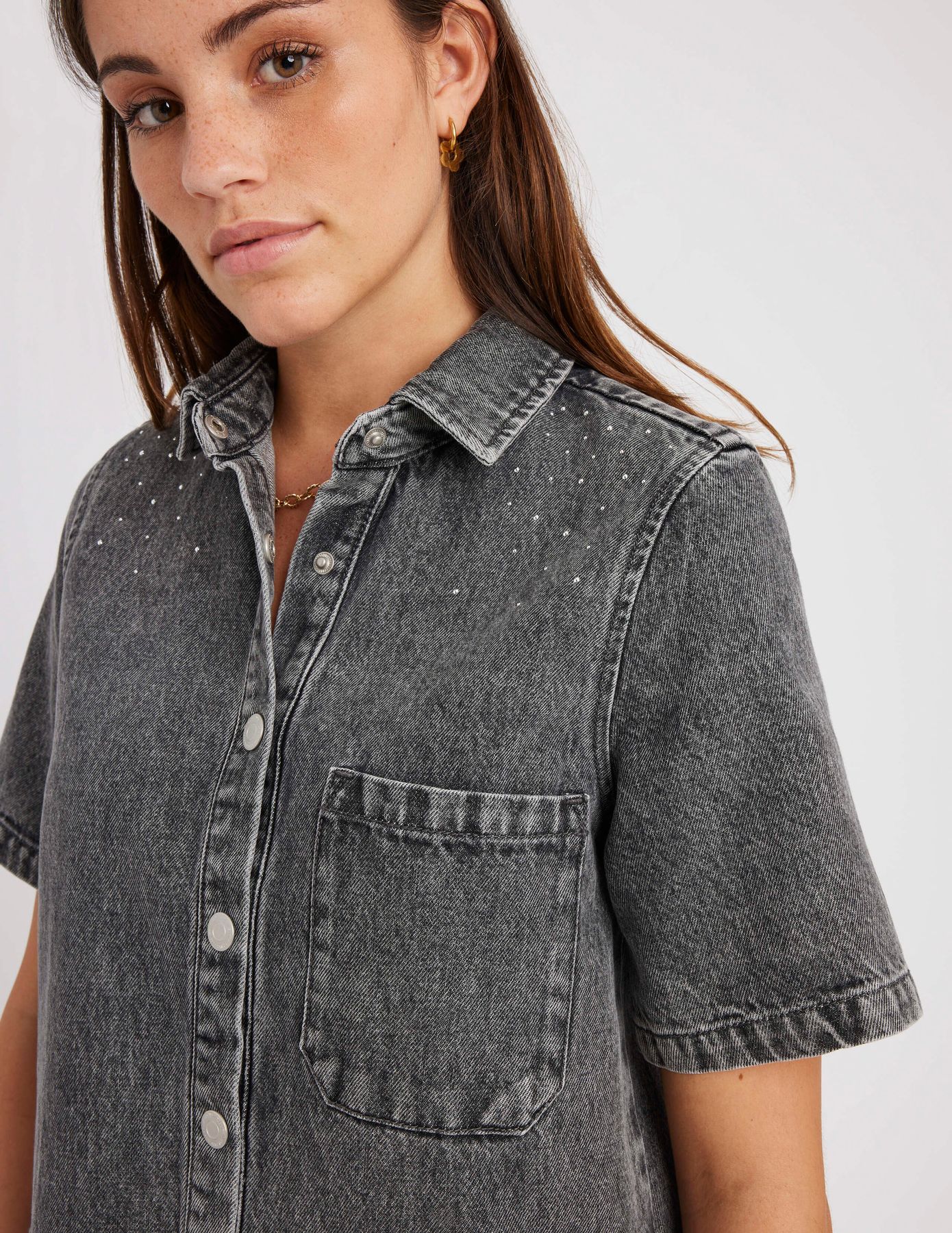 Combishort en jean &agrave; strass