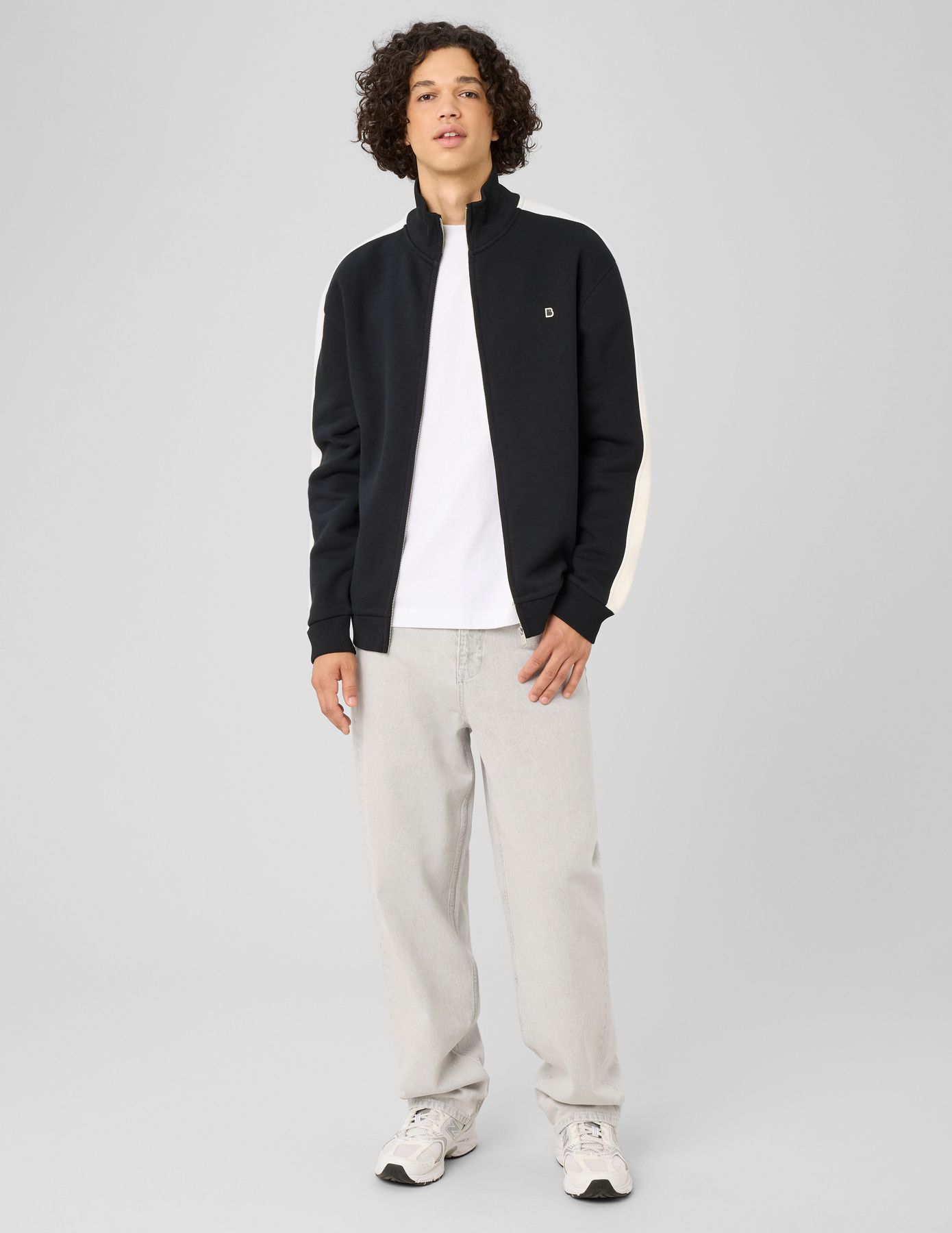 Sweat zipp&eacute; &agrave; bandes
