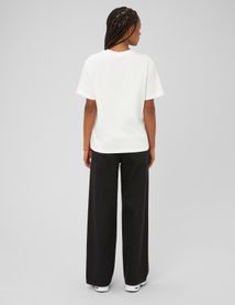 T-shirt broderie poitrine