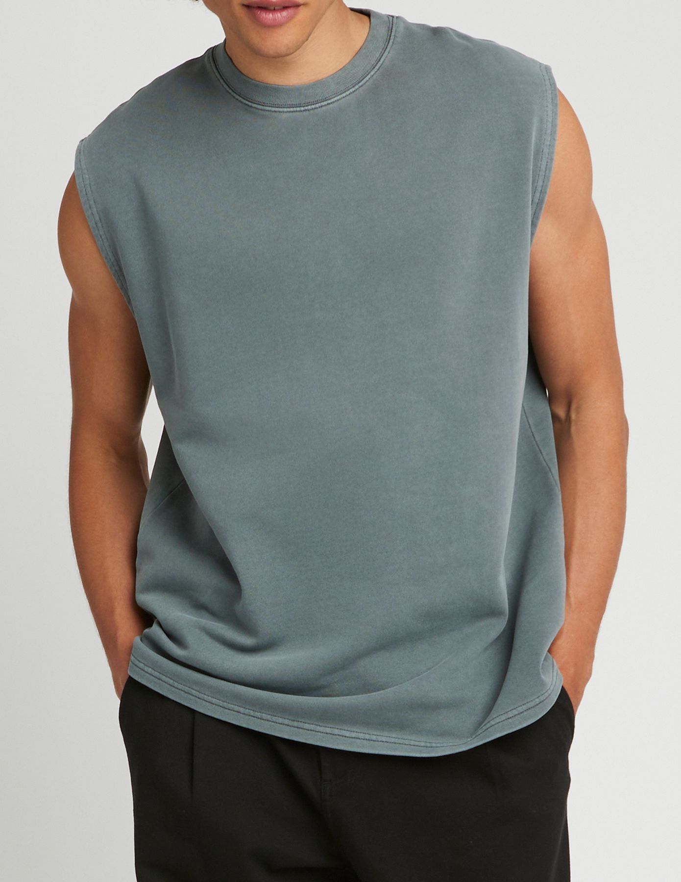 D&eacute;bardeur garment dye