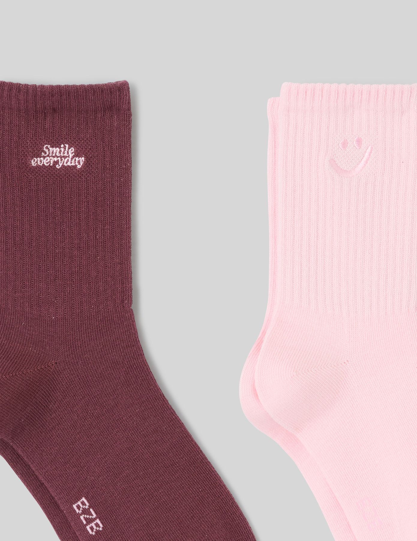 Lot de 2 paires de chaussettes bord&eacute;es